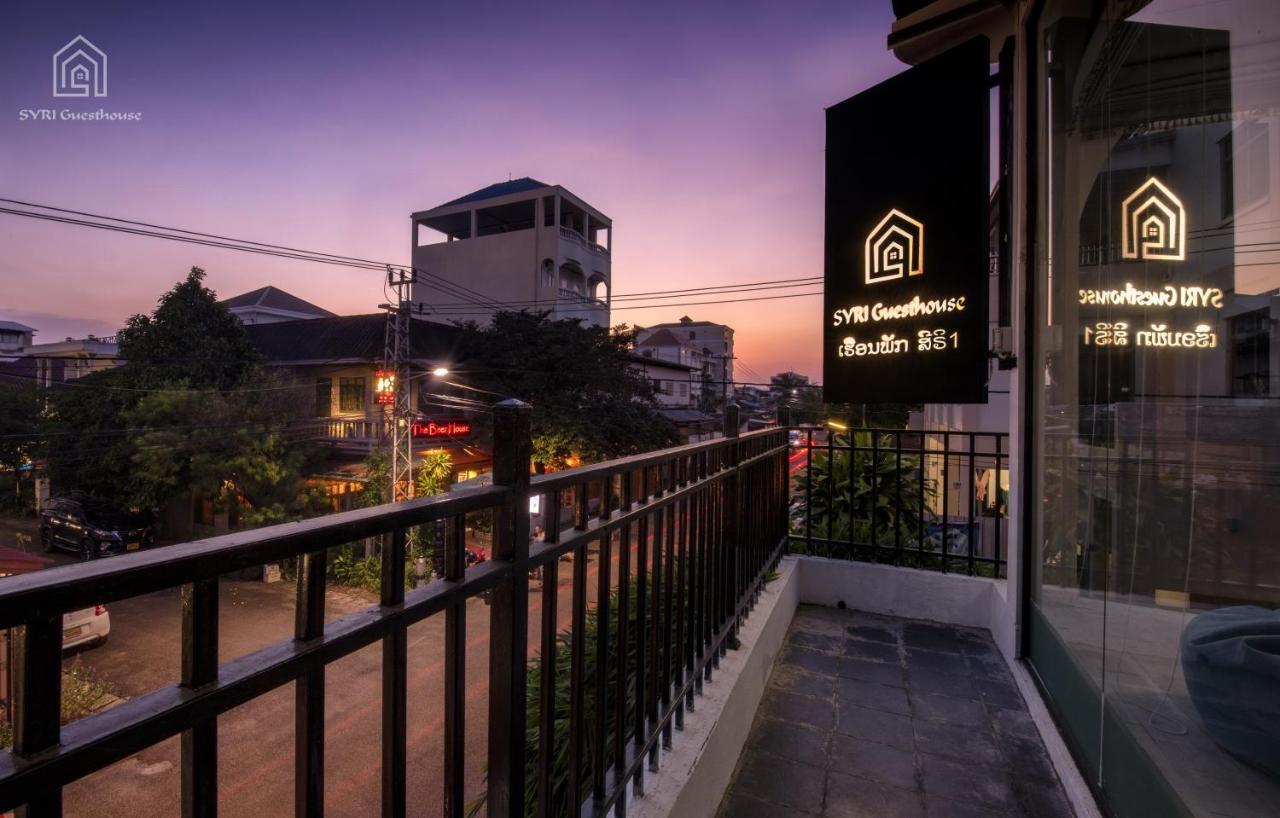 Syri Guesthouse Vientiane Hostel & Cafe 外观 照片